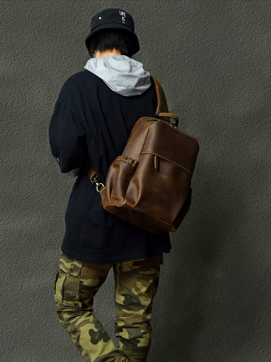 復古瘋馬皮斜背包大胸包2407號