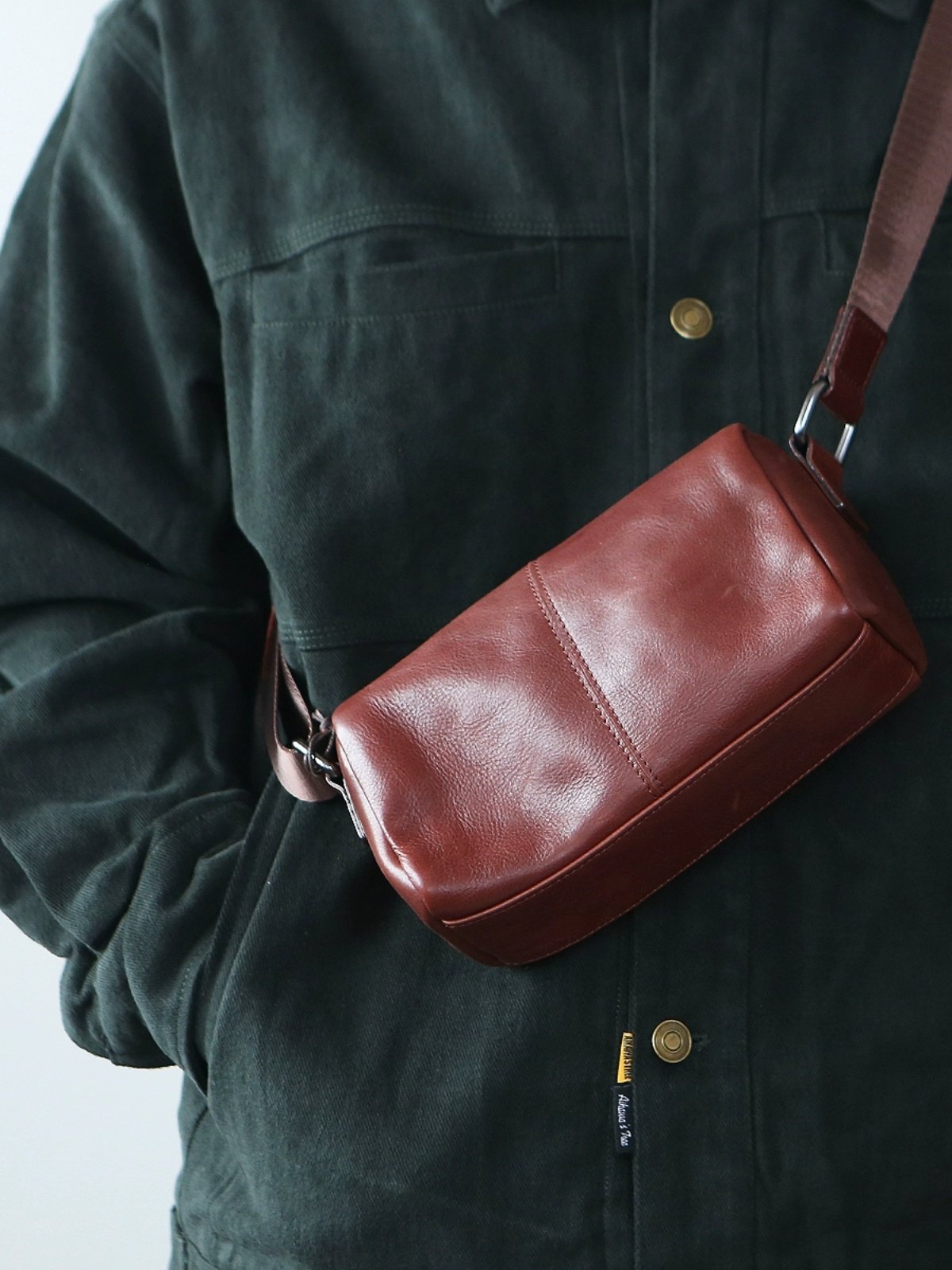 DEEPKEE男士斜背包休閒小包LB656號