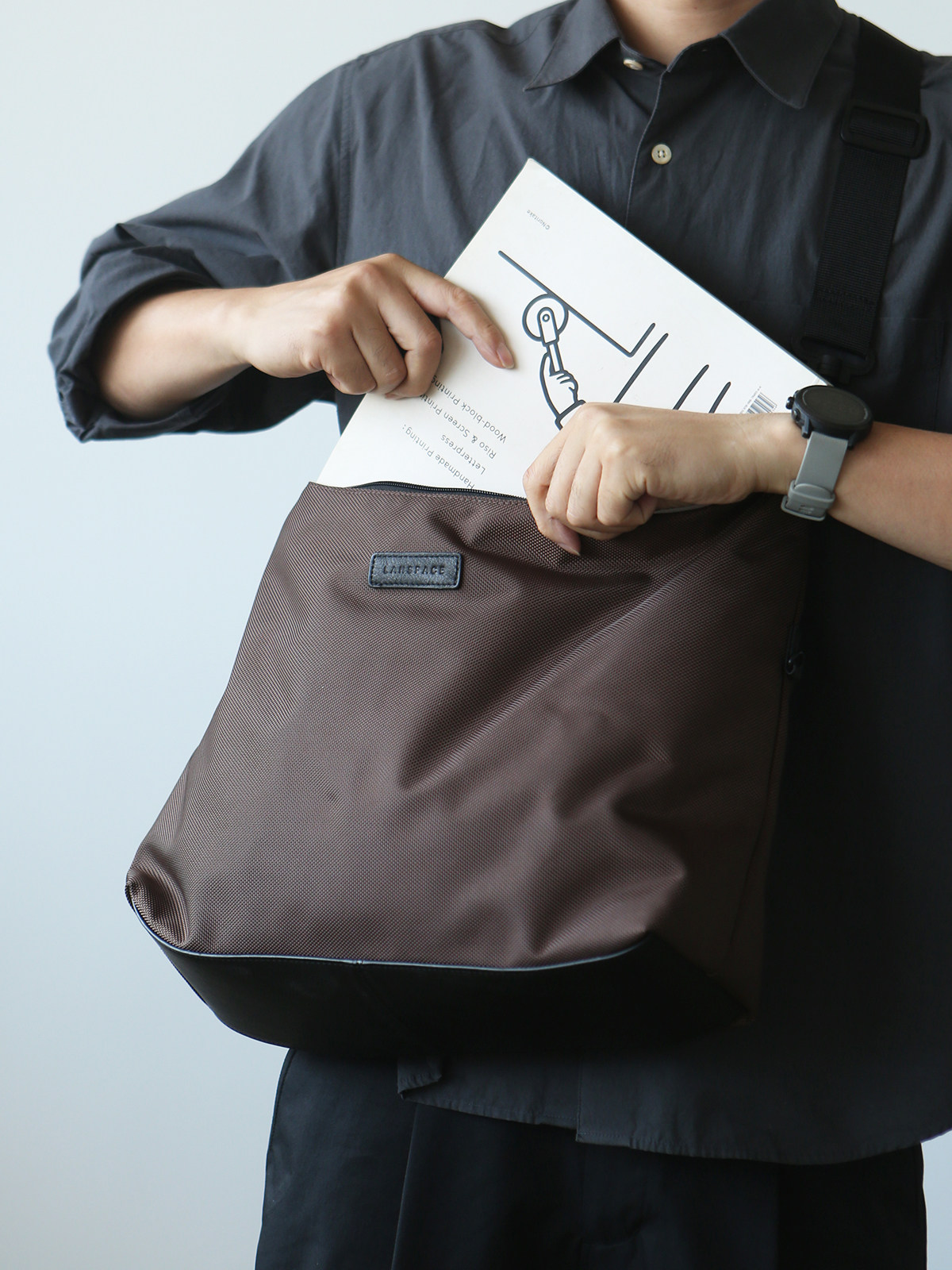 DEEPKEE運動尼龍包斜背包LB404號