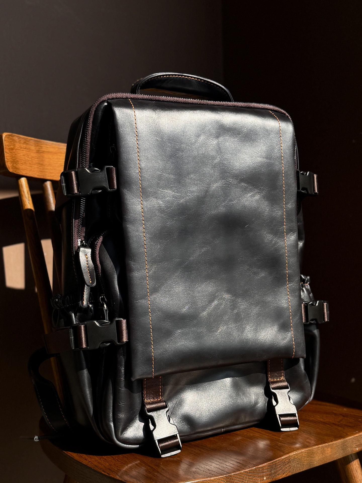 DEEPKEE新款男士商務出行背包7688號