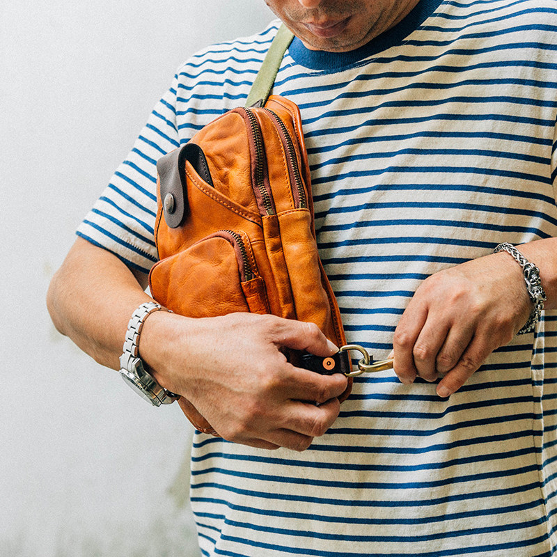 DEEPKEE阿美咔叽復古手工製作胸包KB0121號