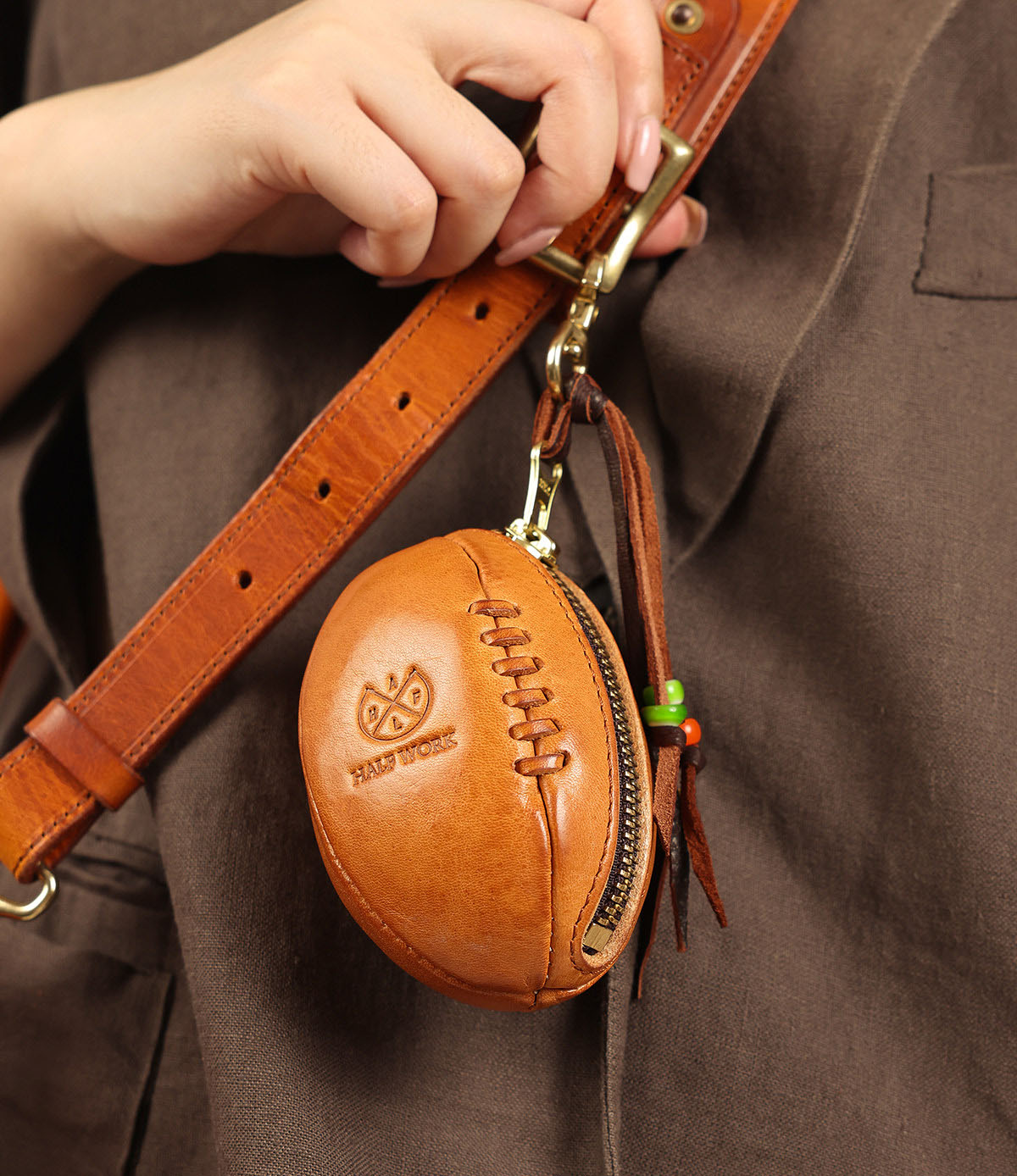 復古手工橄欖球牛皮鑰匙包KW-8122號