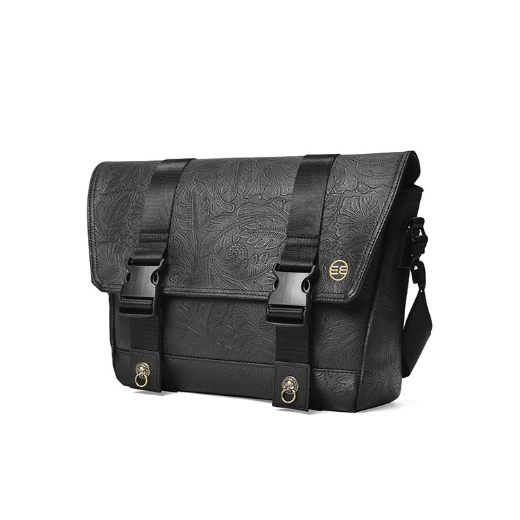 潮流輔首映荷斜背包42206號