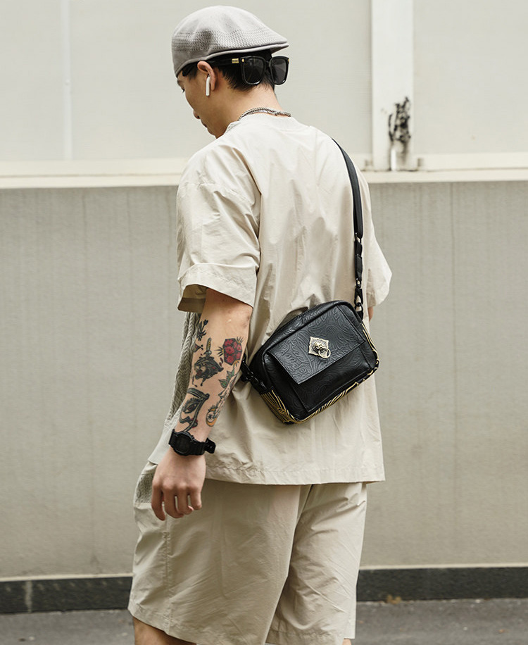 面首銜環斜背包42175號