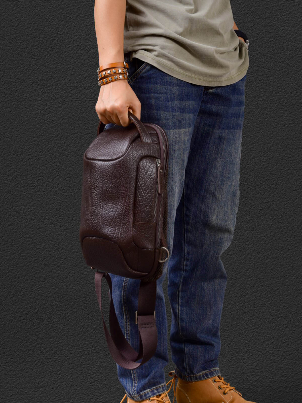 真皮牛頸紋單肩斜背機車包2402