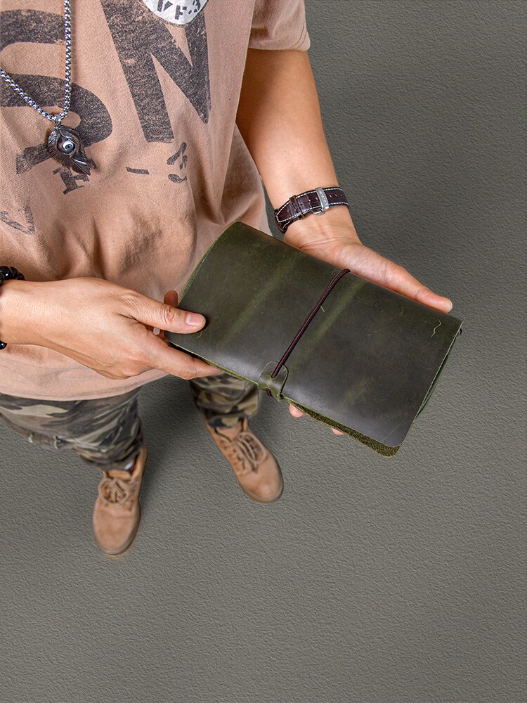 多功能瘋馬皮男士手拿包2413號