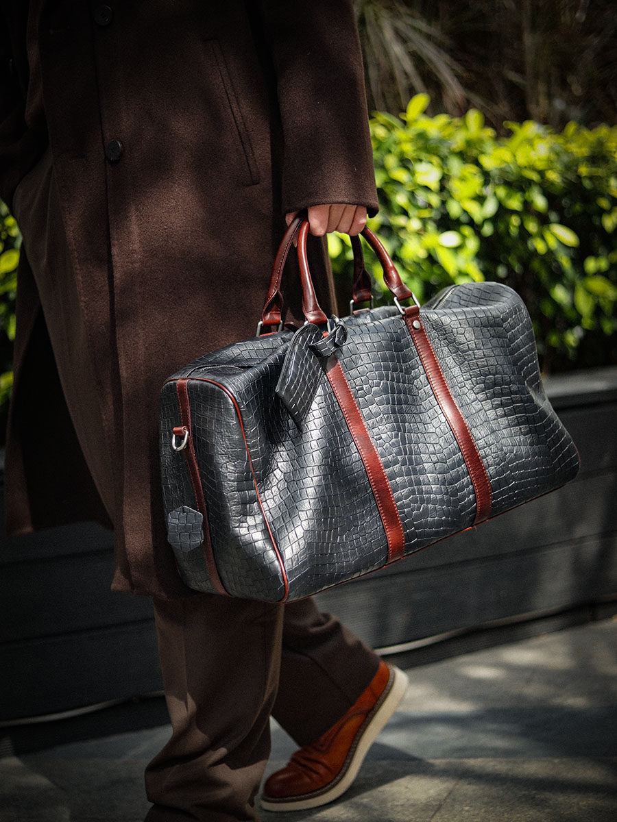 DEEPKEE A8149-1 男士真皮旅行包｜大容量出差行李袋｜鱷魚紋手提健身包｜便攜多功能男包