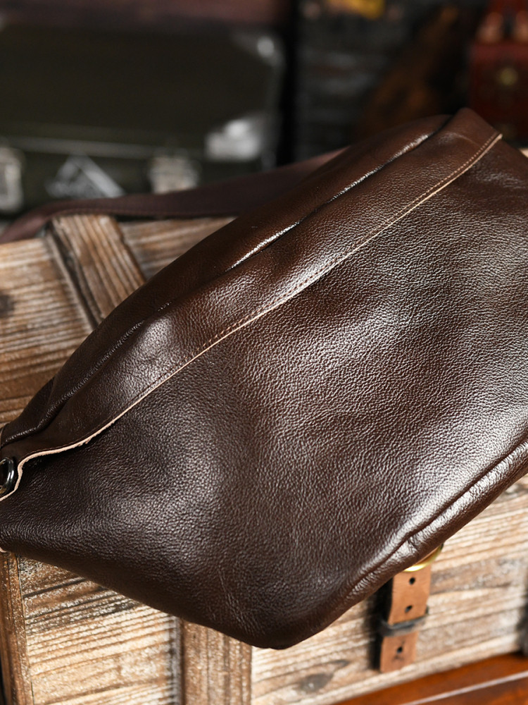 DEEPKEE真皮潮流時尚胸包0017號