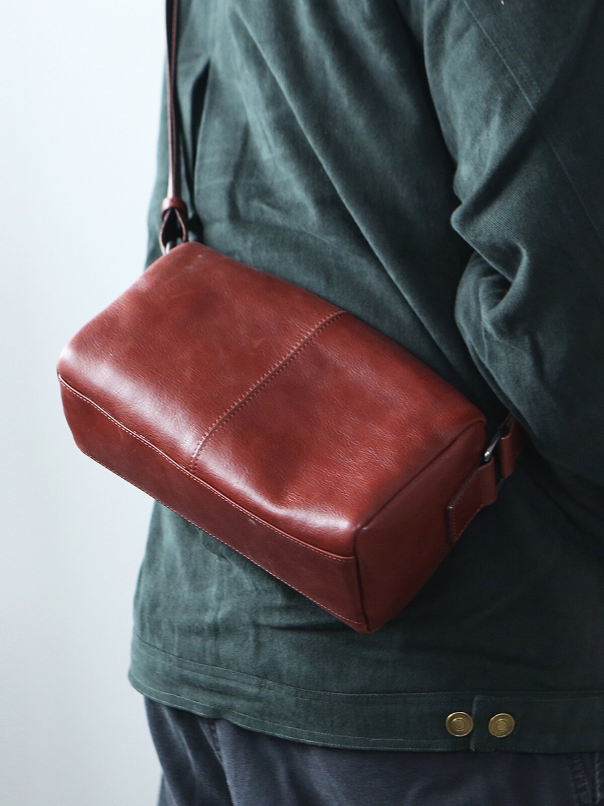 DEEPKEE男士斜背包休閒小包LB656號