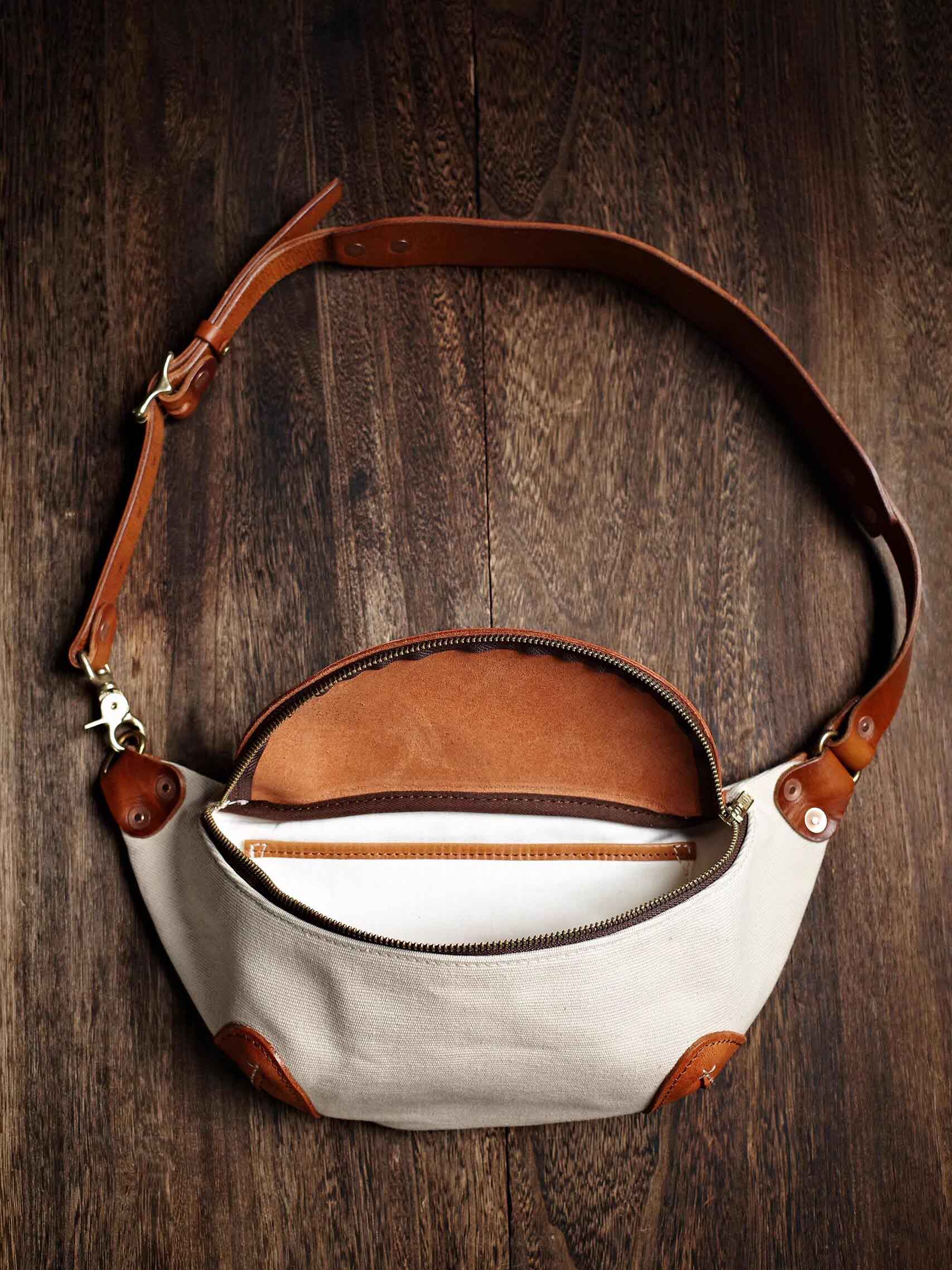 DEEPKEE休閒潮流阿美咔叽胸包LB6789號