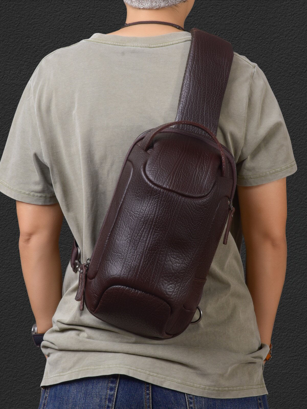 真皮牛頸紋單肩斜背機車包2402