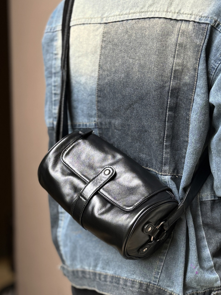 DEEPKEE男女通用新款軟皮圓桶包30042號