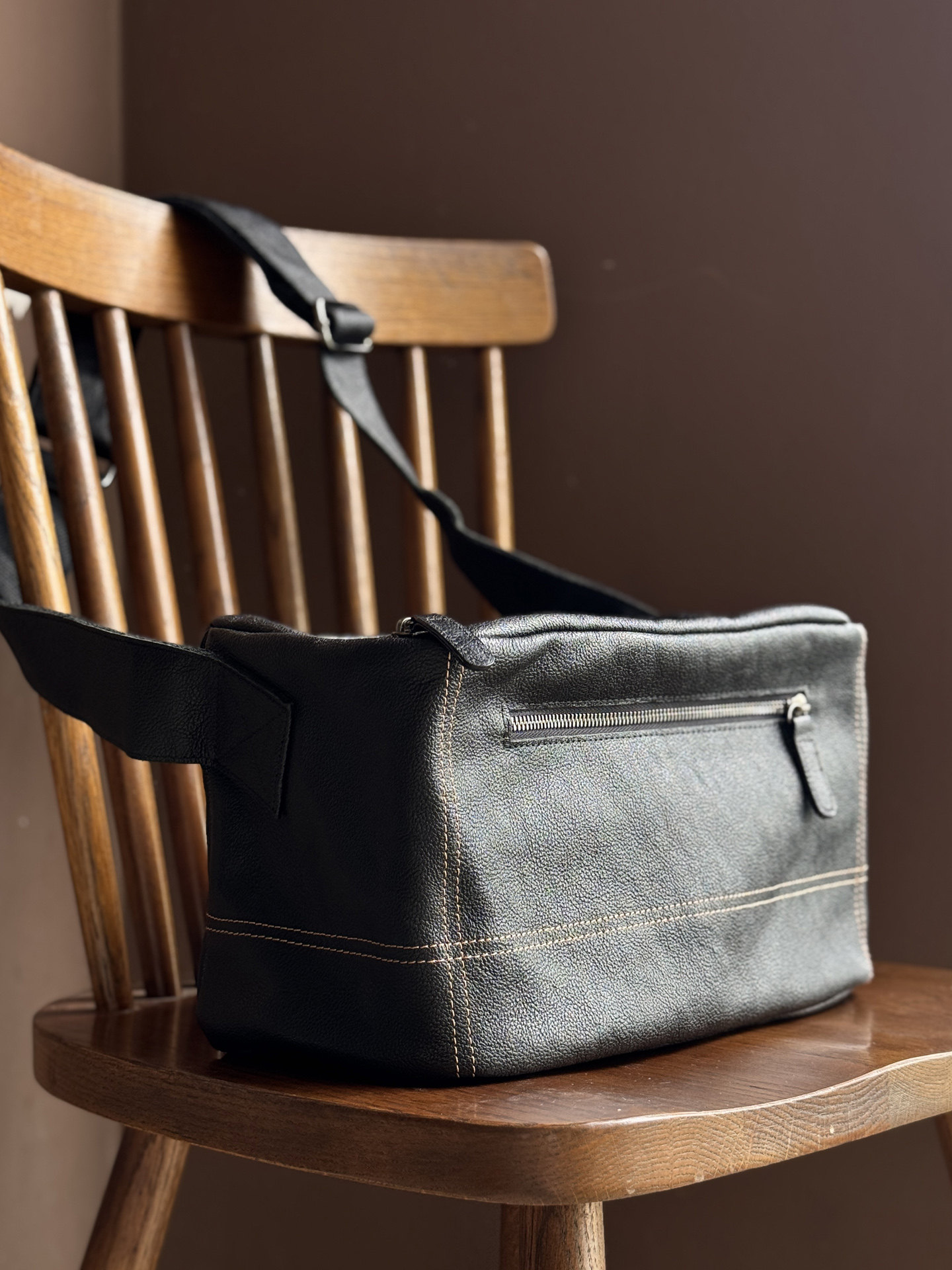 DEEPKEE真皮大容量休閒男包268號