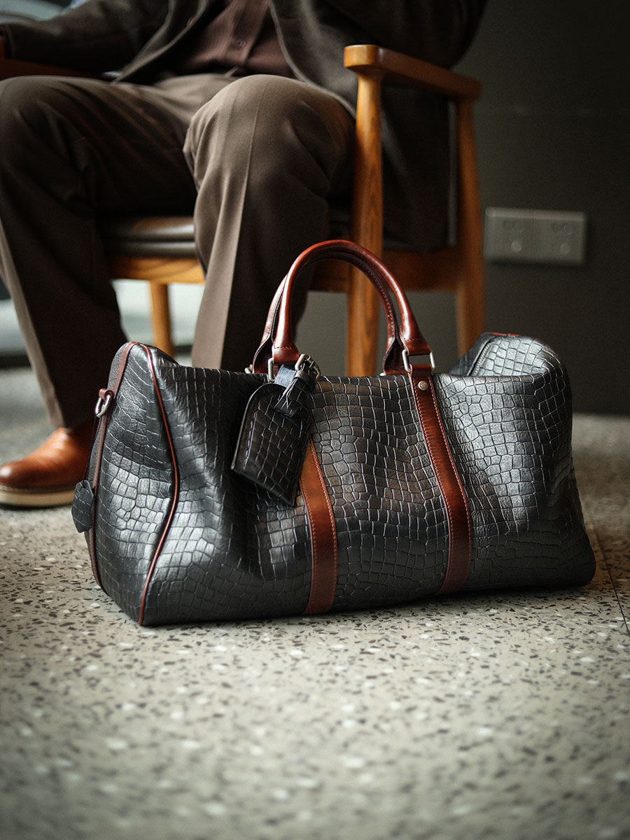 DEEPKEE A8149-1 男士真皮旅行包｜大容量出差行李袋｜鱷魚紋手提健身包｜便攜多功能男包