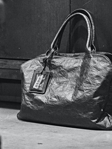 DEEPKEE 環保杜邦紙手提包大容量防潑水輕便可折疊通勤旅行袋 TY 9284 號