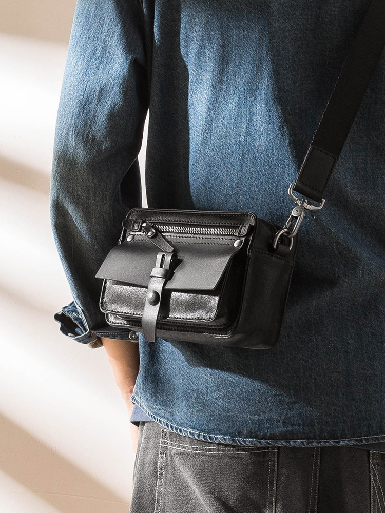 DEEPKEE眞皮男女同款斜背包8122號