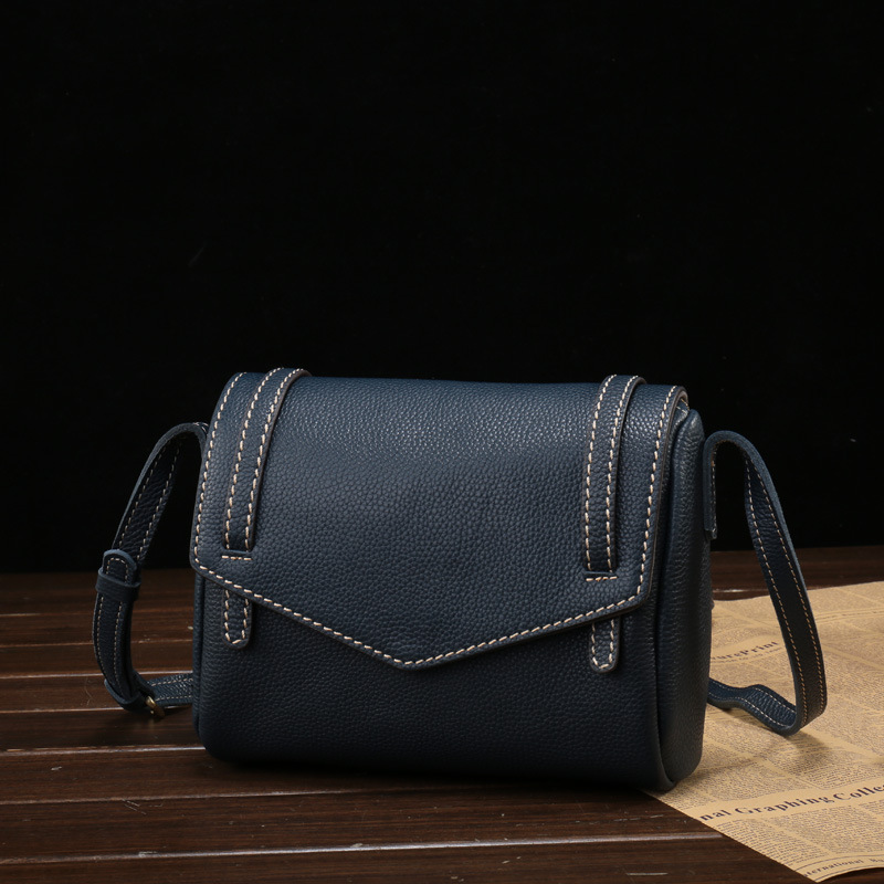 時尚百搭頭層牛皮小包2811號