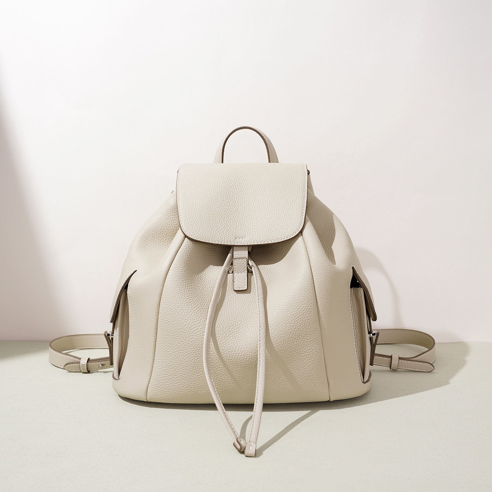 DEEPKEE フリップリュック 早春真皮小眾女包 XA2108號