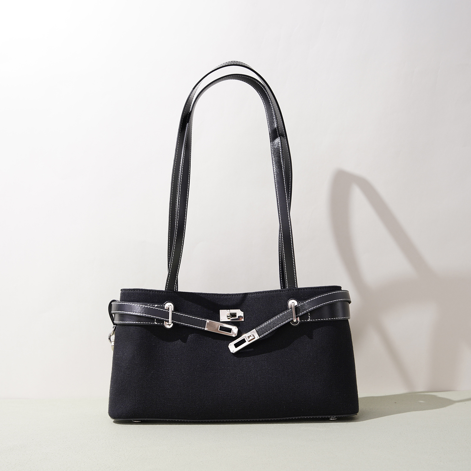 DEEPKEE 小眾高級感アンダーアームバッグ 百搭通勤款 FJ3132