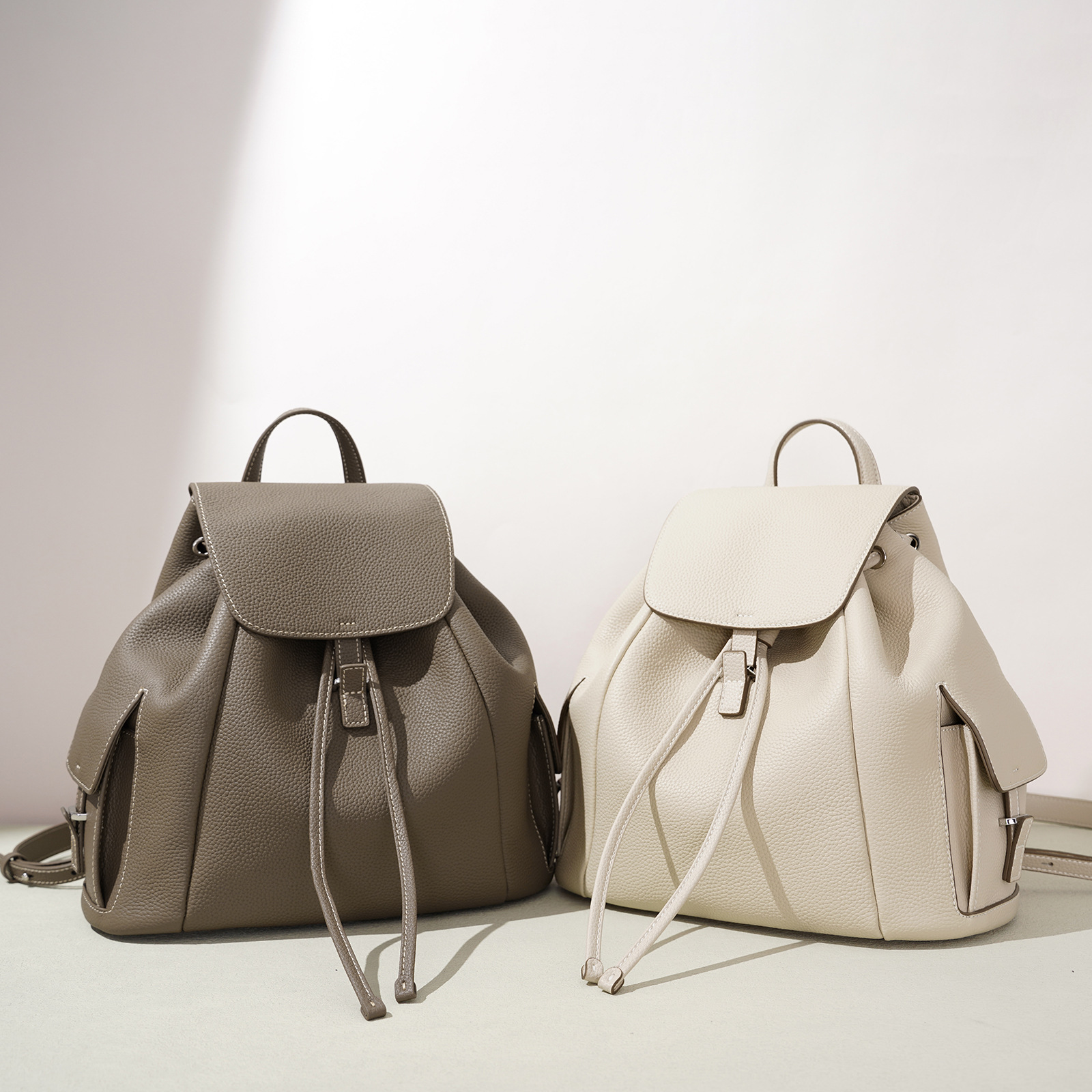 DEEPKEE フリップリュック 早春真皮小眾女包 XA2108號