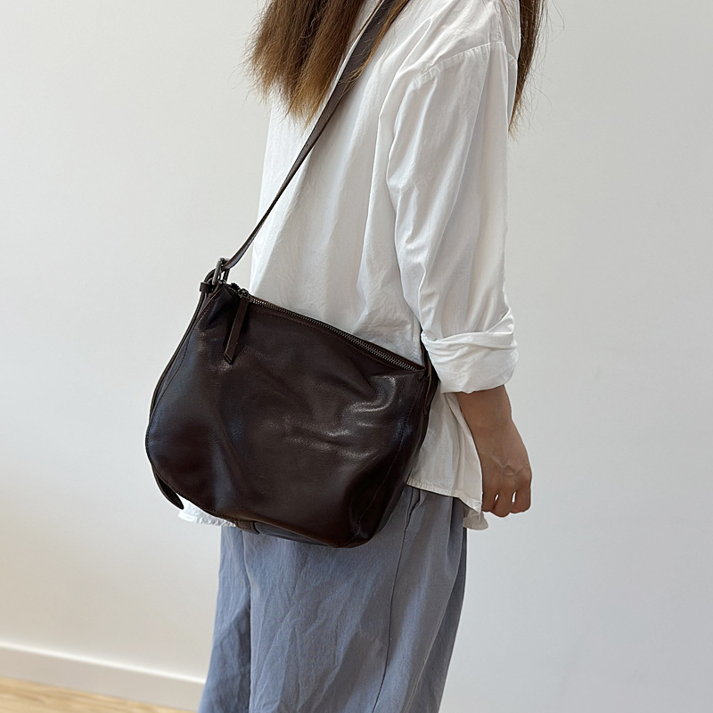 DEEPKEE 自然な風合い植鞣牛皮斜挎包23018 號