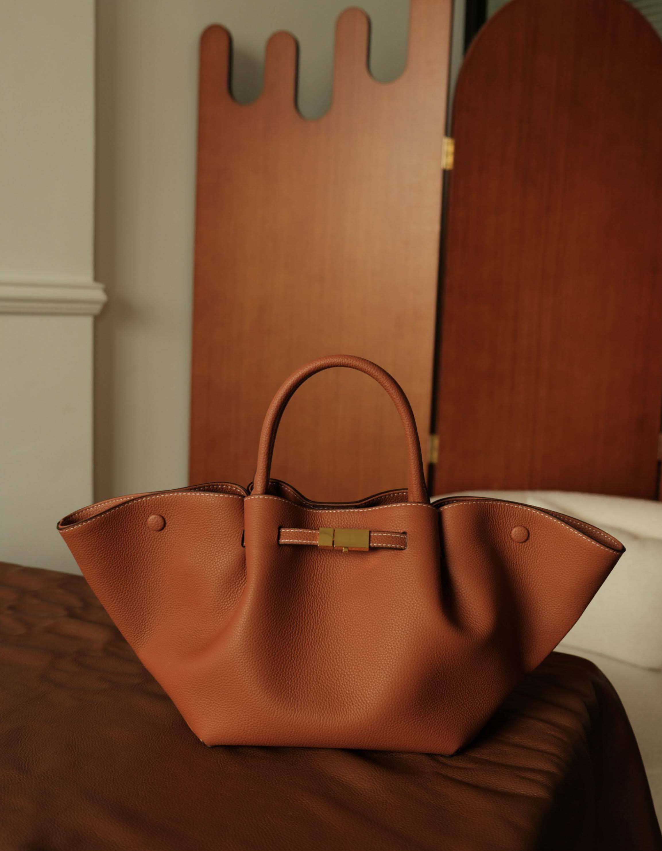 DEEPKEE 本革ハンド翅膀包 X0102 號