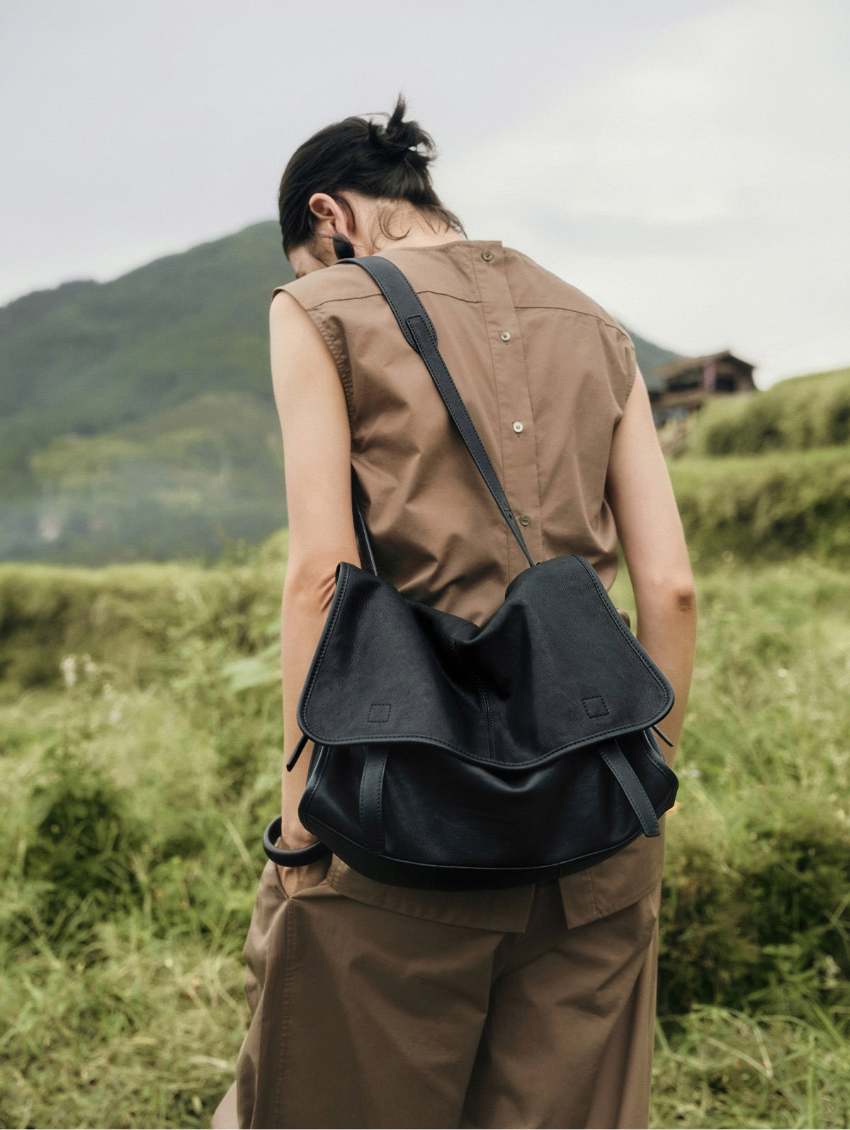 DEEPKEE 植鞣羊皮メッセ大容量通勤郵差包女 9612 號