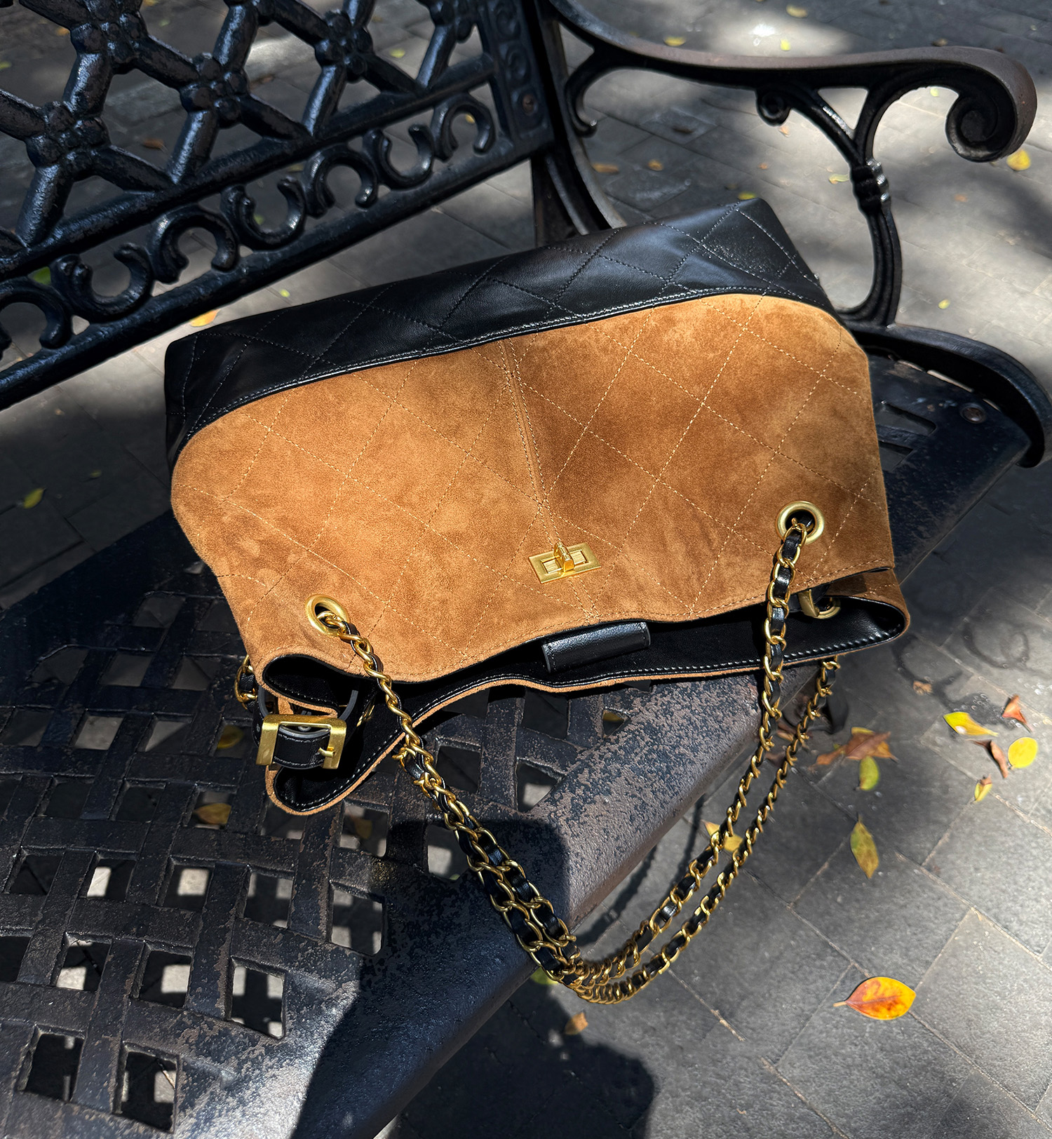 DEEPKEE 加工の牛革を使用 撞色腋下包 6275號