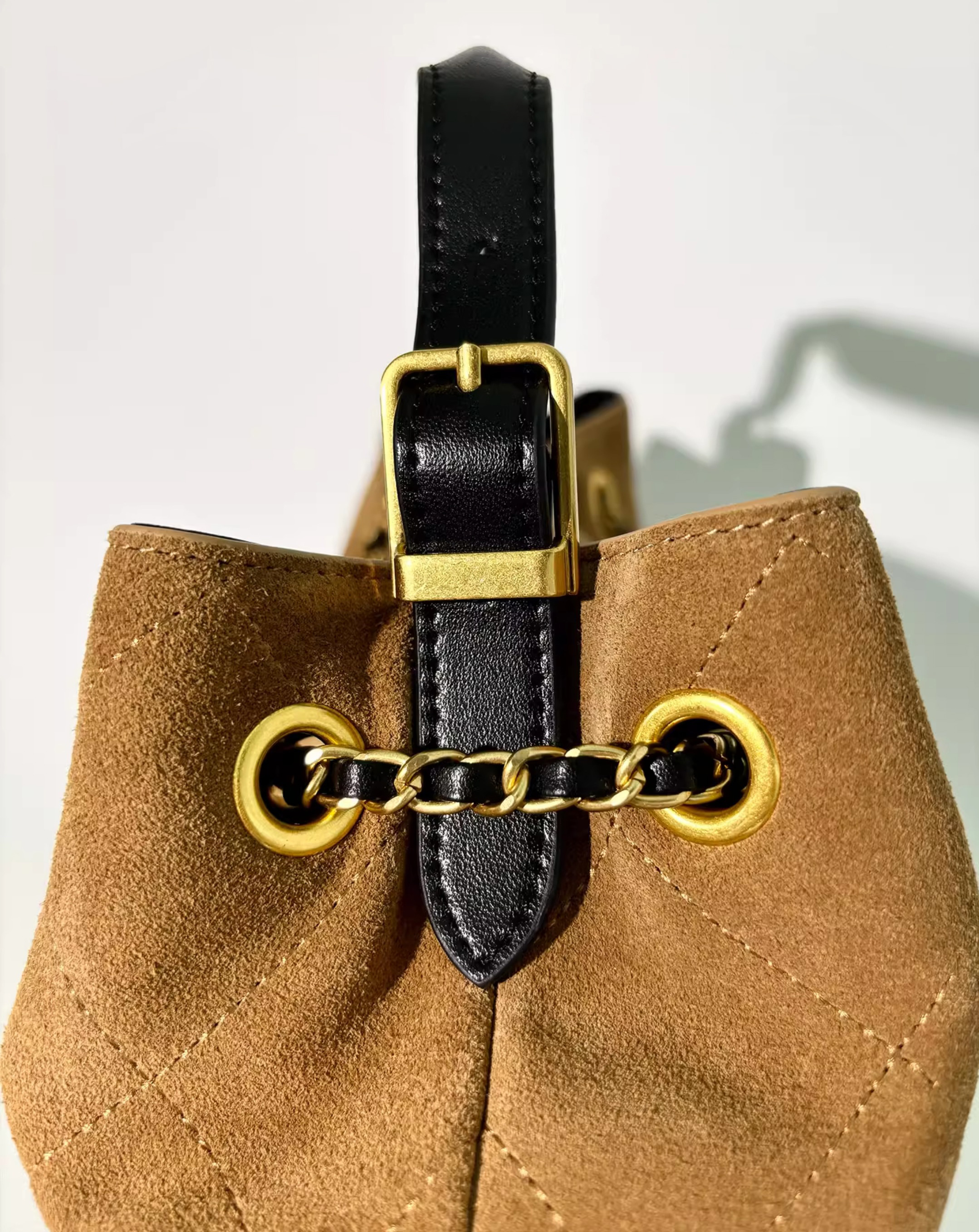 DEEPKEE 加工の牛革を使用 撞色腋下包 6275號