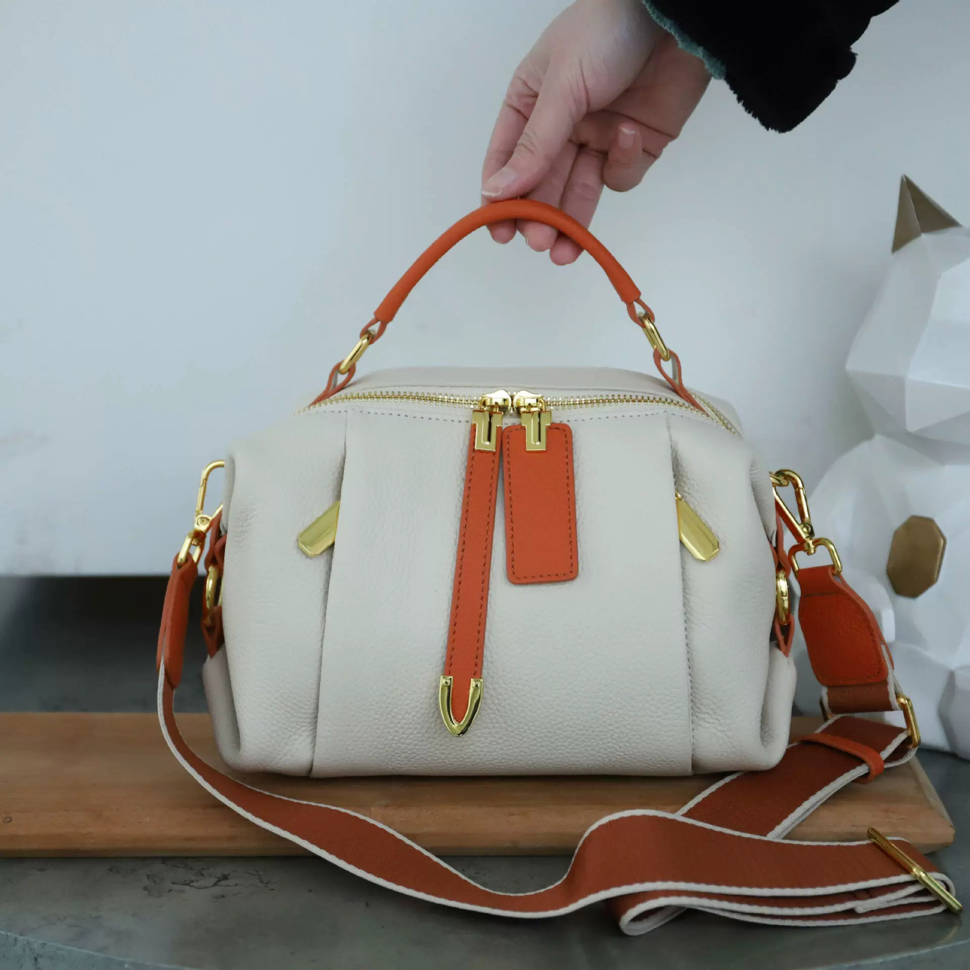 DEEPKEE-頭層牛皮枕頭包 5502 號