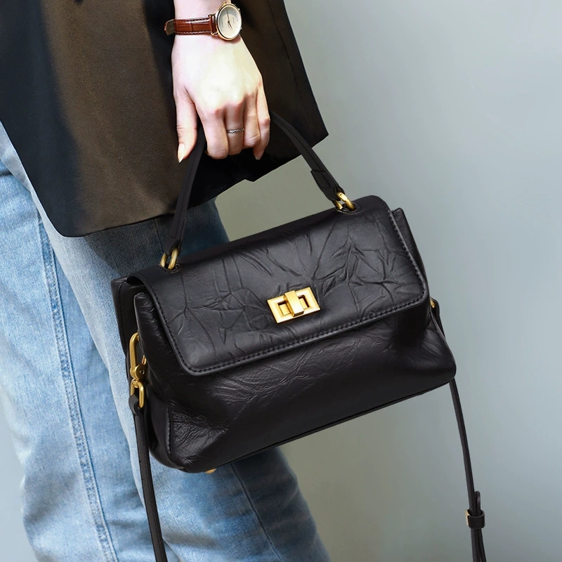 DEEPKEE-真皮大容量手提單肩小方包 V90638 號