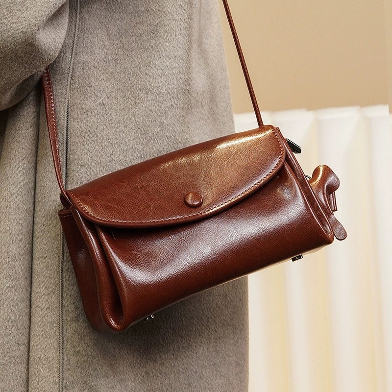 DEEPKEE 時尚萬用真皮小包 7399 號