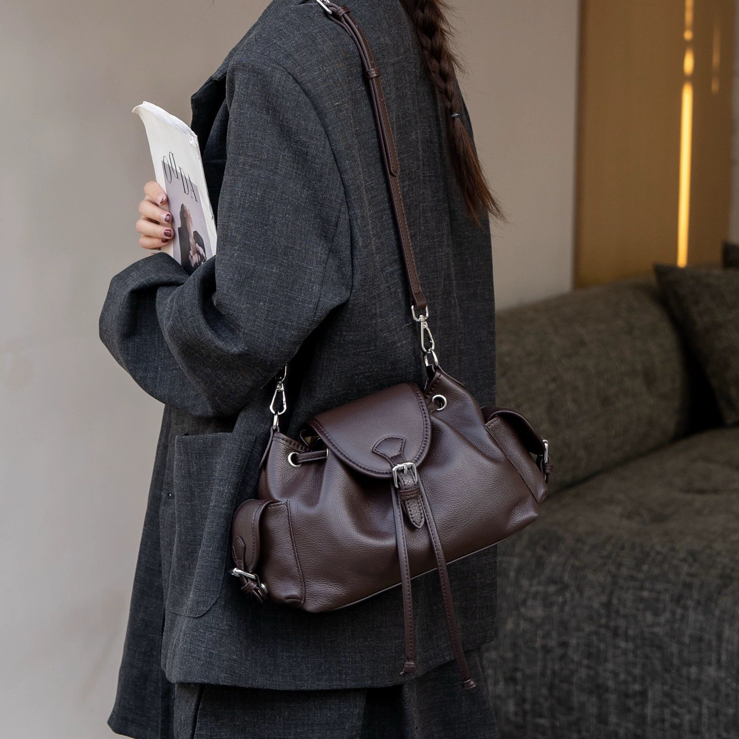 DEEPKEE 頭層牛皮經典百搭腋下单肩斜挎包 99-65 號