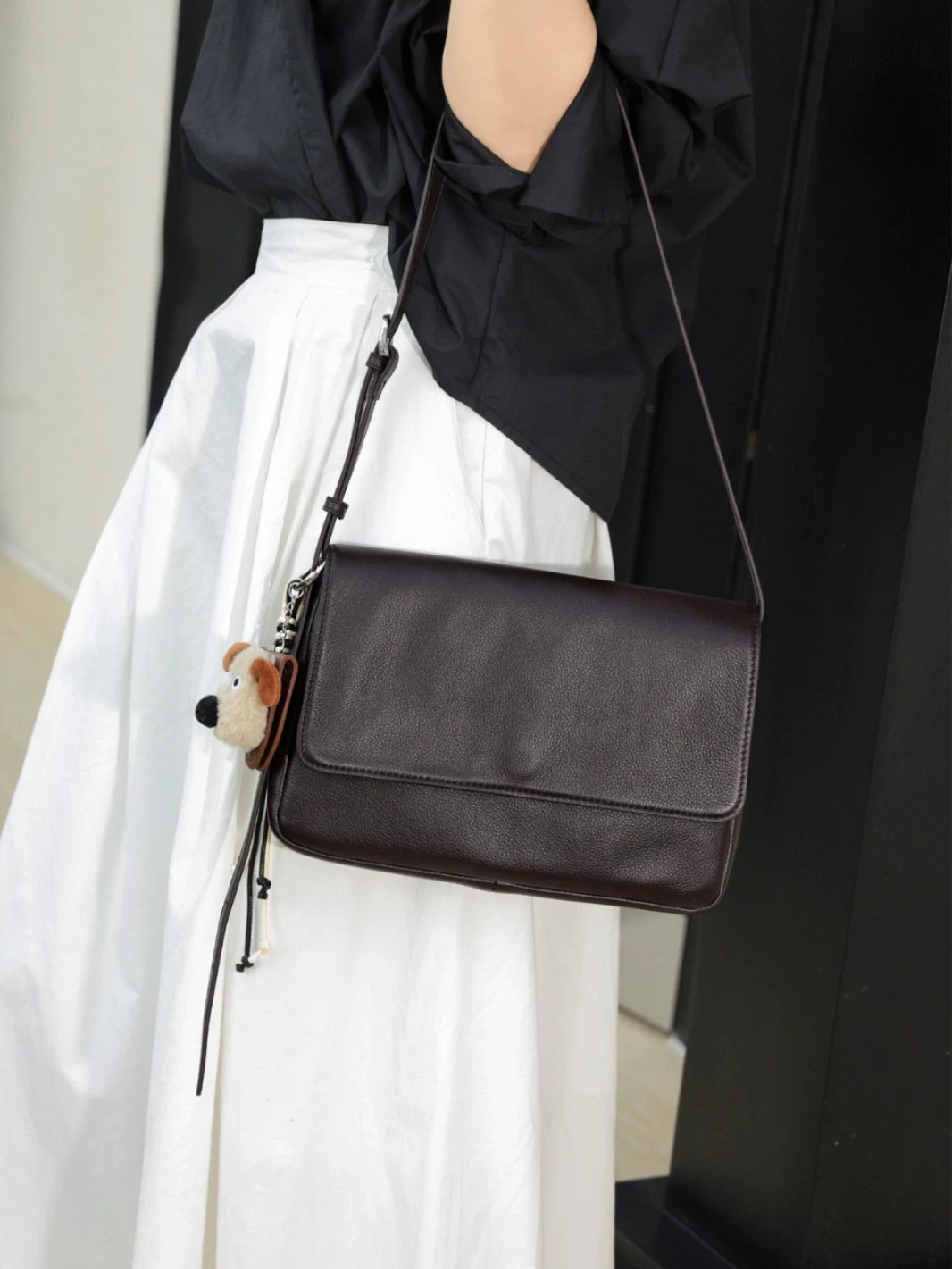 DEEPKEE 簡約復古高級感通勤實用手提單肩斜挎包 9106 號