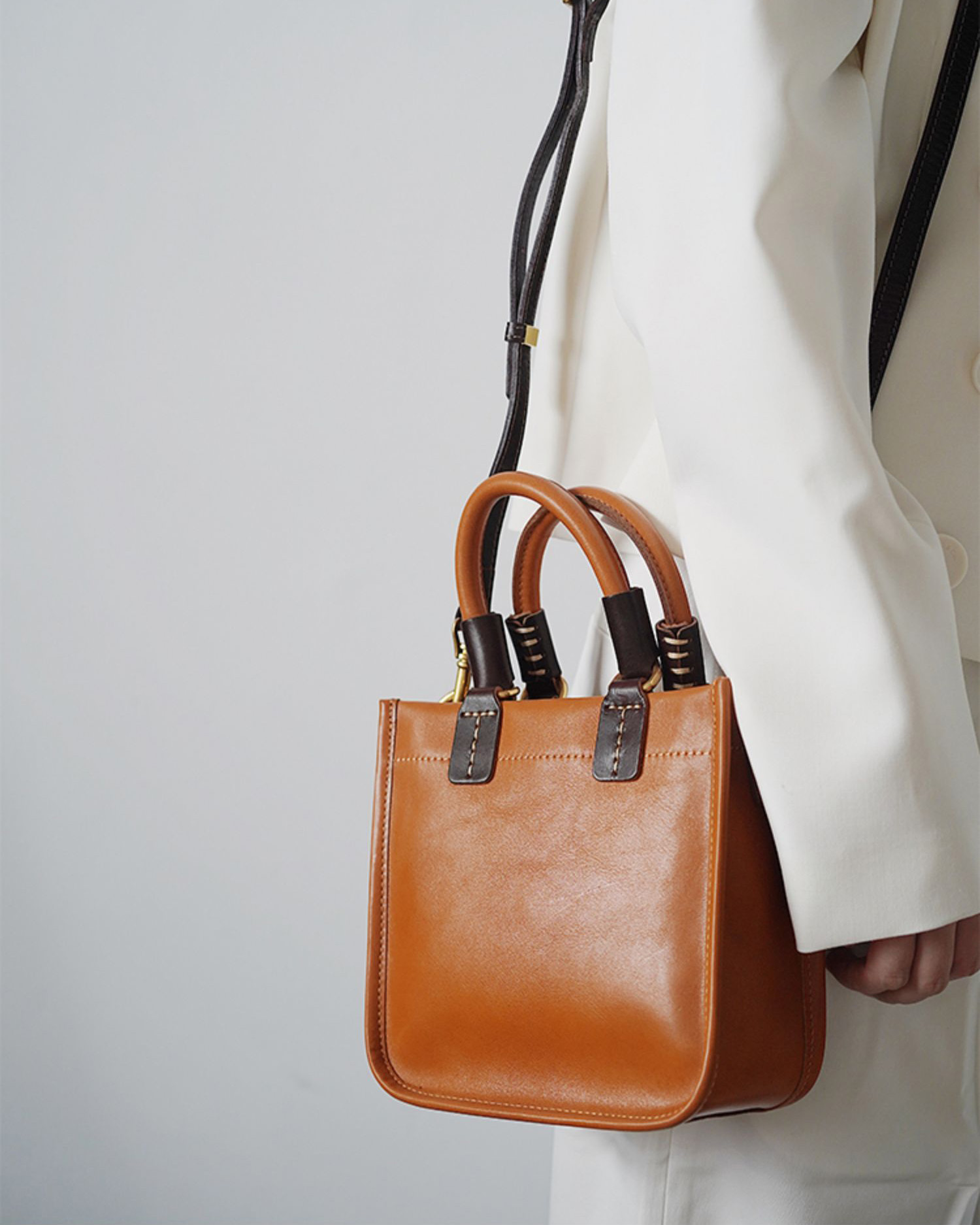 DEEPKEE 經典頭層牛皮小方包 SG346 號