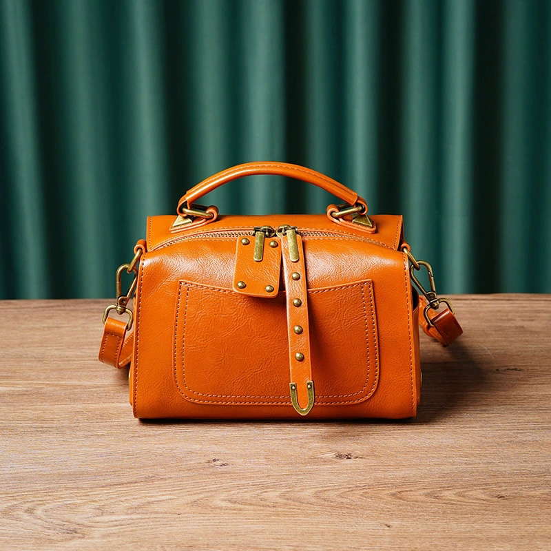 DEEPKEE 真皮小眾手提枕頭包 9239-D 號