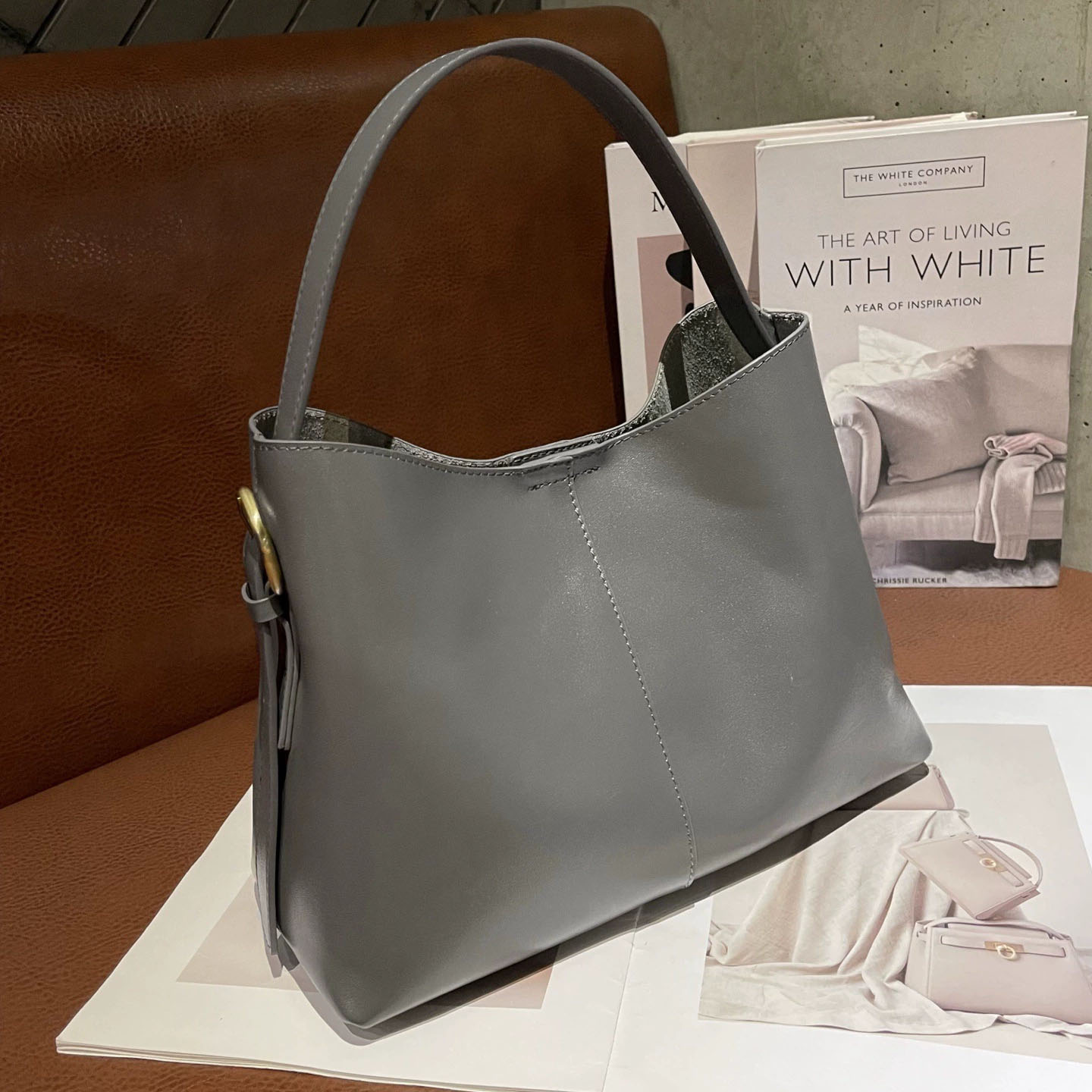 DEEPKEE 新款細紋油蠟牛皮單肩斜挎包 891 號