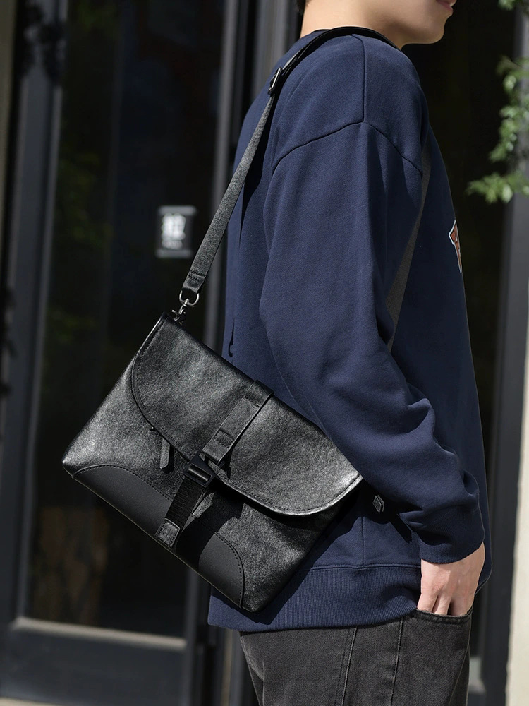 DEEPKEE 男士斜挎包 真皮防水休閒男包 9027 號