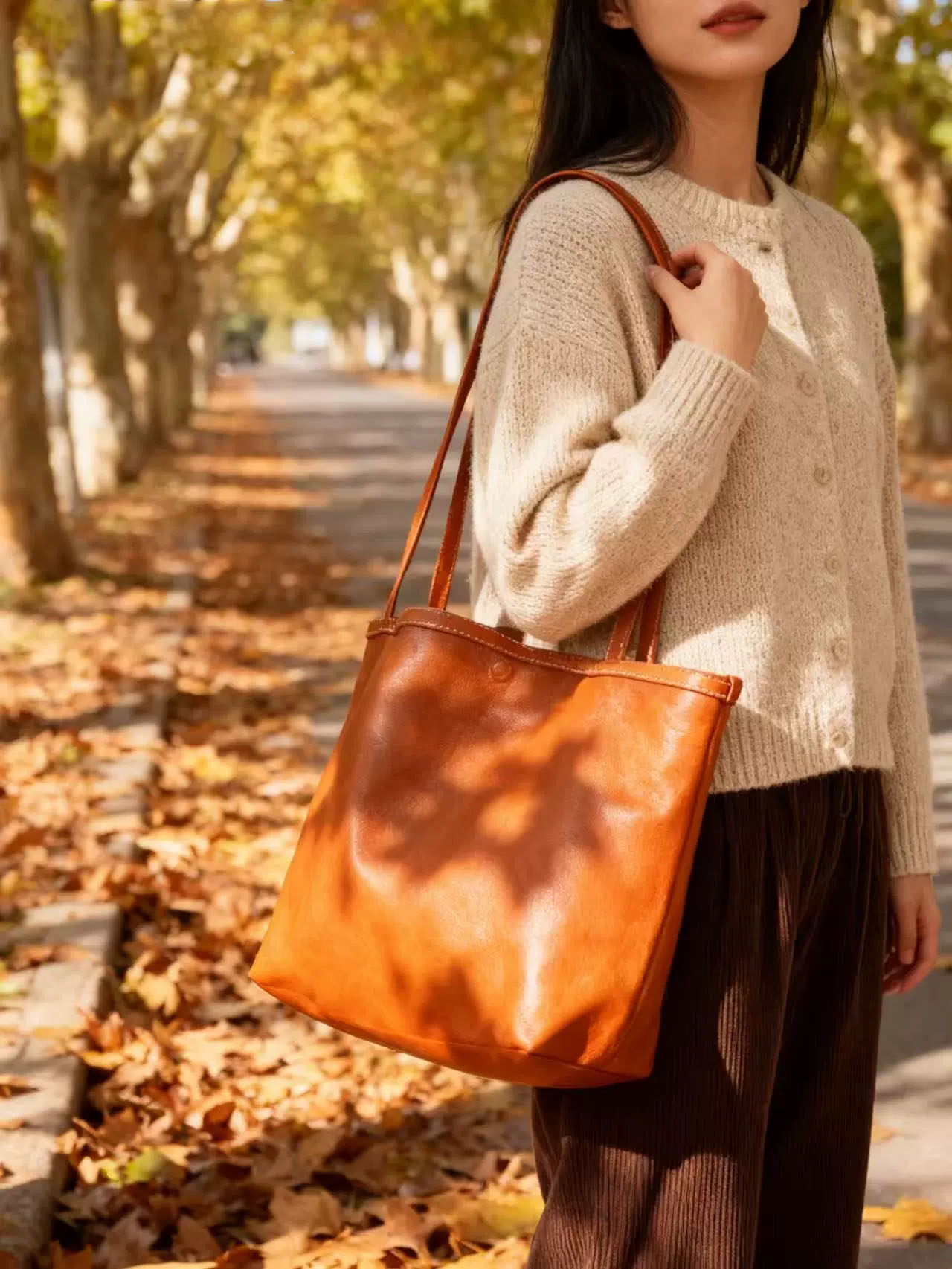 DEEPKEE 頭層牛皮個性簡約真皮女包 手提大容量包 19561SC2 號