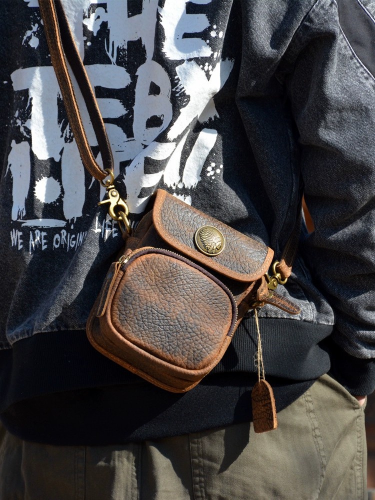 香港狄記手工製作 - 原創機能斜背小包396號