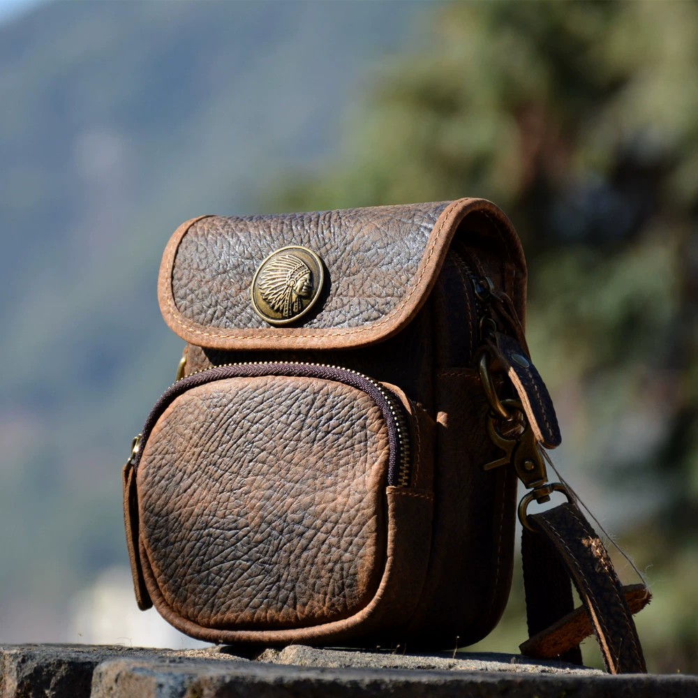 香港狄記手工製作 - 原創機能斜背小包396號