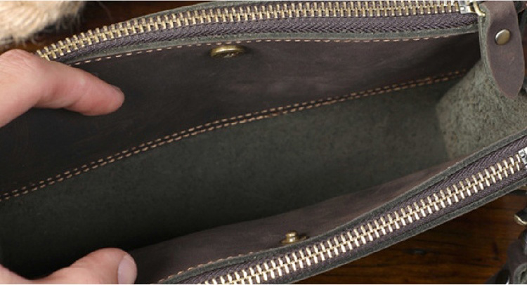 香港狄記皮具 狄記 原創真皮手工 ins郵差包 ins風格包包 頭層牛皮包包 皮革 原創手工真皮 皮件 頭層瘋馬牛皮三隔層薄款肩背小包 [LB1225] likehouse 喜番屋