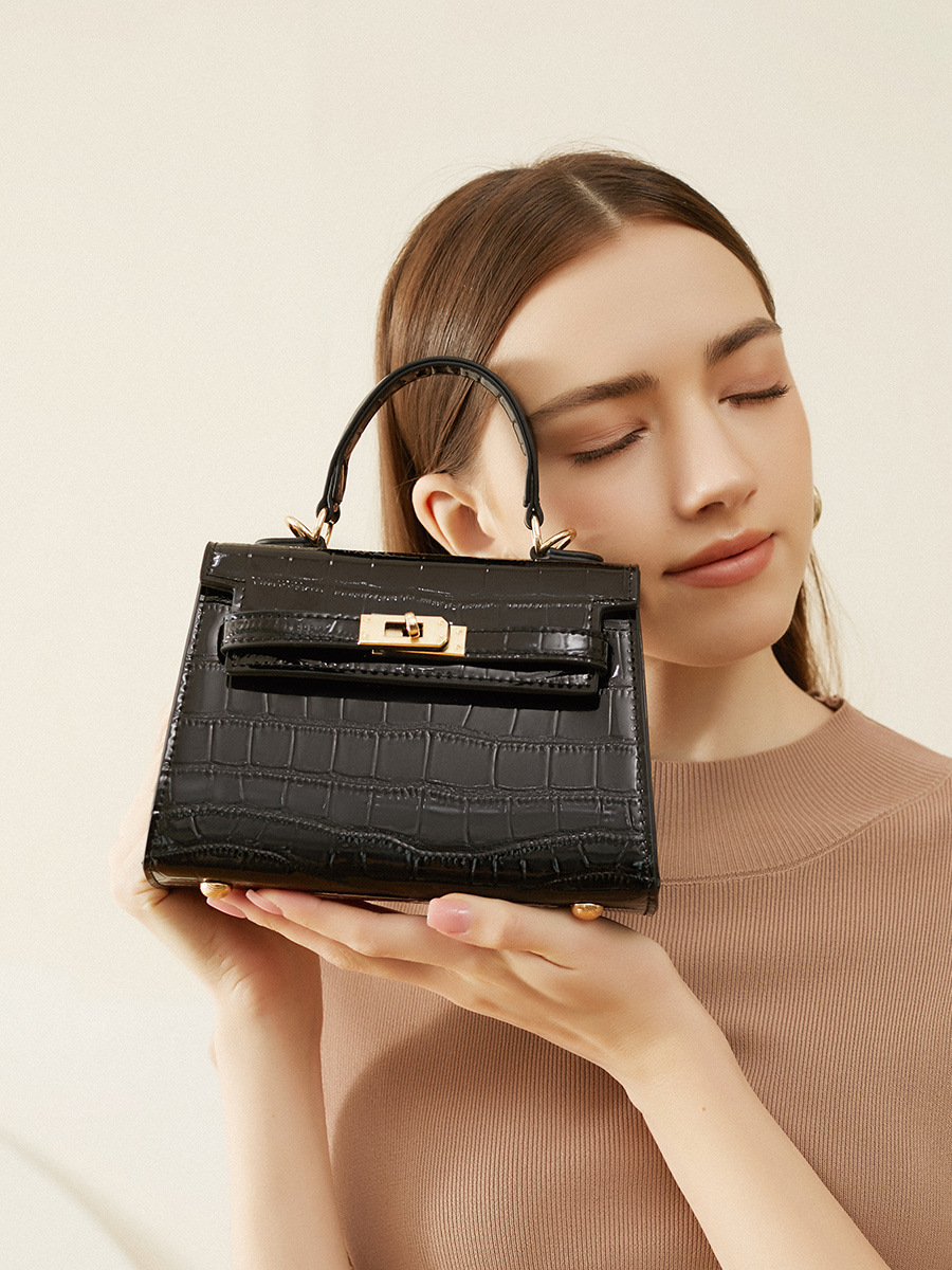 香港狄記原創手工包包 - 經典高級感の鱷魚紋凱莉牛皮小包 2212號