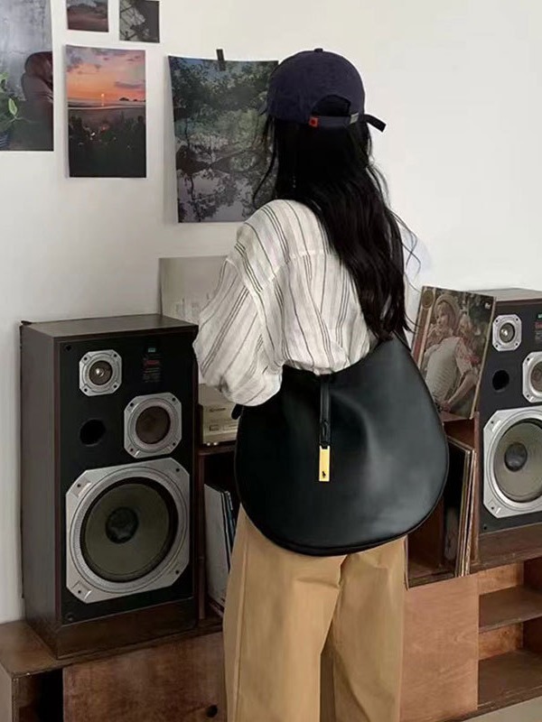 DEEPKEE 牛皮拉夫馬鞍可頌包 091003號