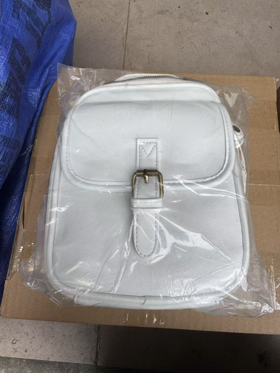 Naya Small Crossbody Bag 23210