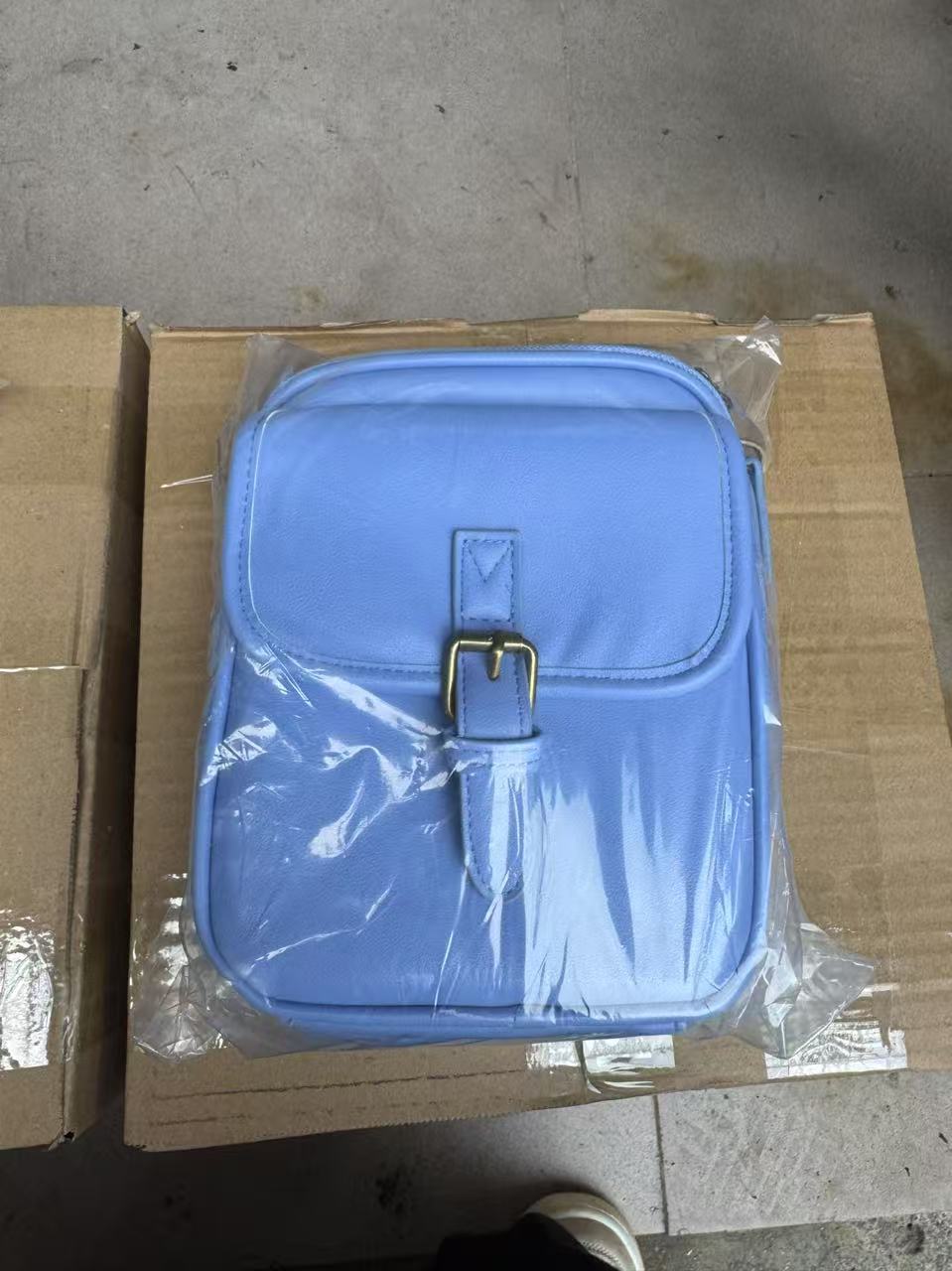 Naya Small Crossbody Bag 23210