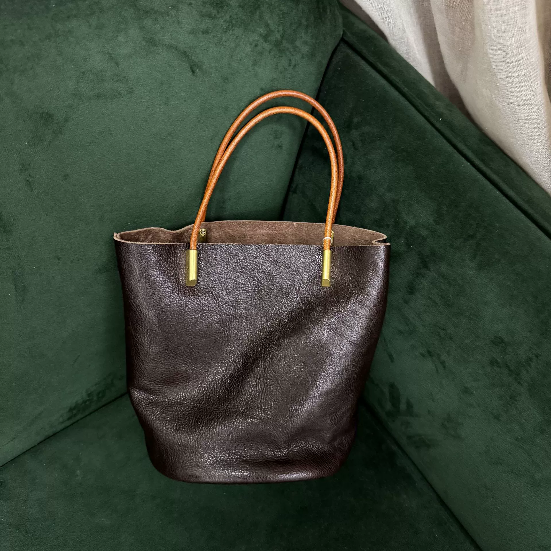 DEEPKEE 頭層植鞣牛皮水桶包 907 號