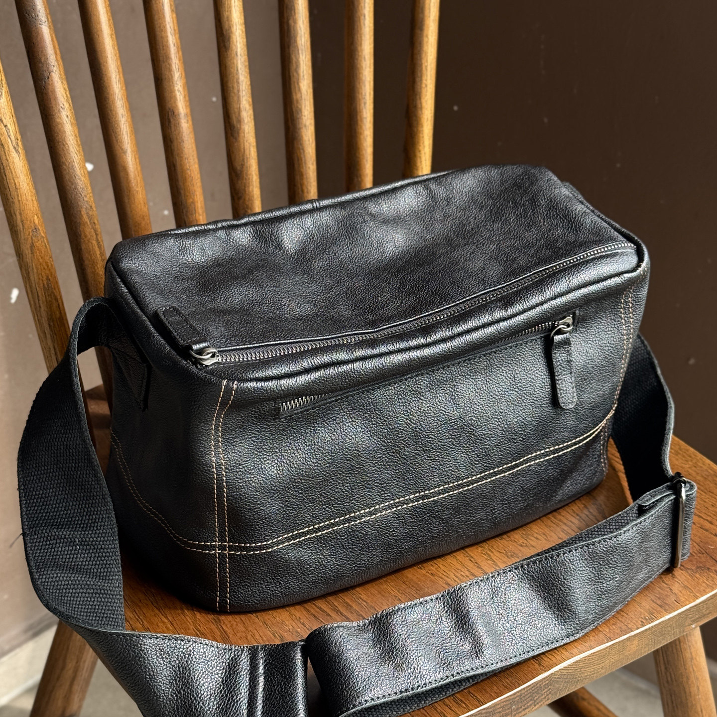 DEEPKEE真皮大容量休閒男包268號