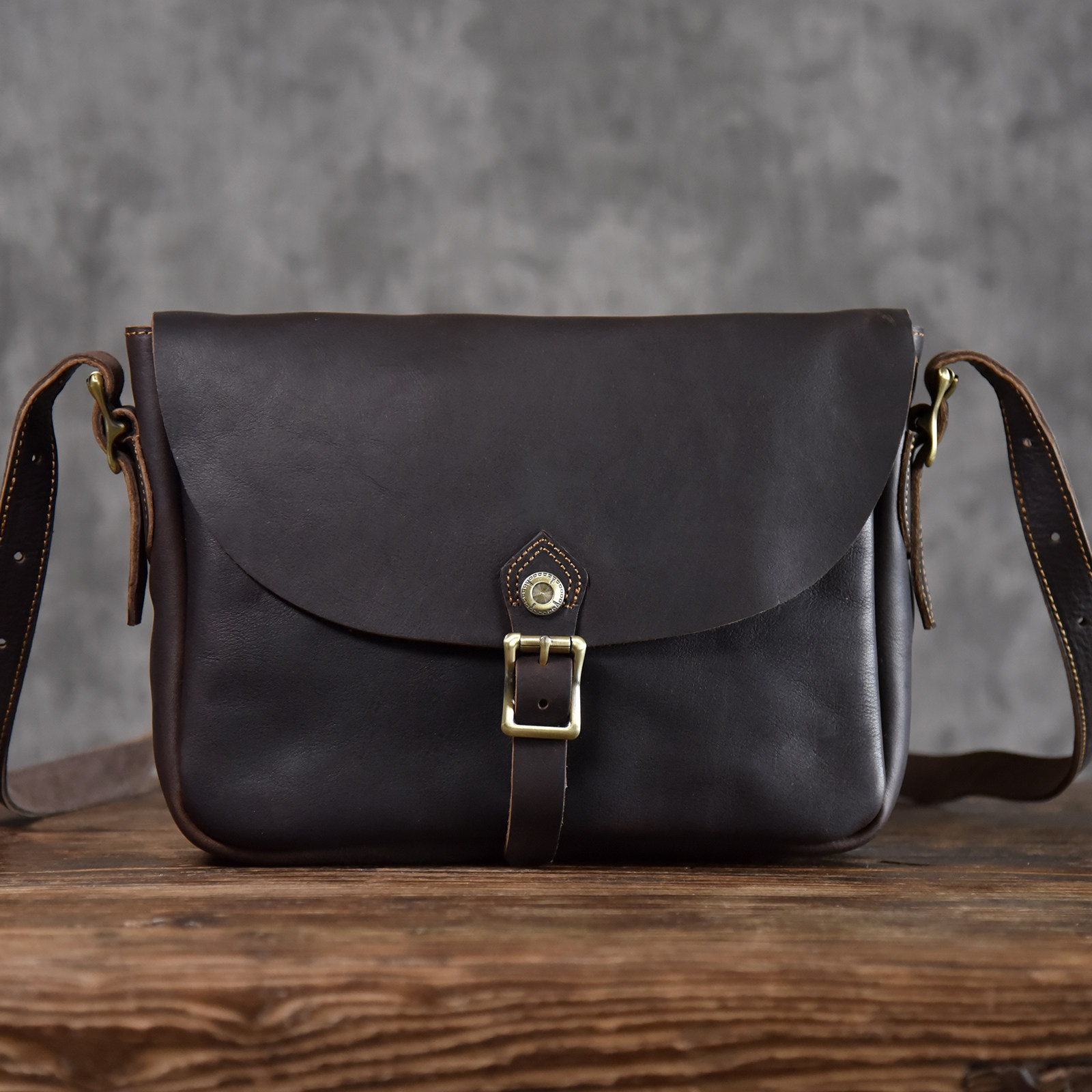 DEEPKEE真皮休閒美式復古斜背包3545號