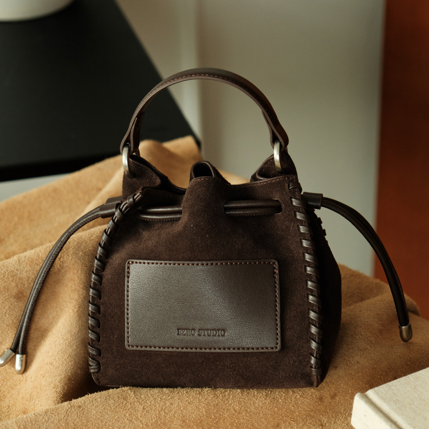 DEEPKEE 磨砂牛皮拼色抽繩福袋包 6267 號